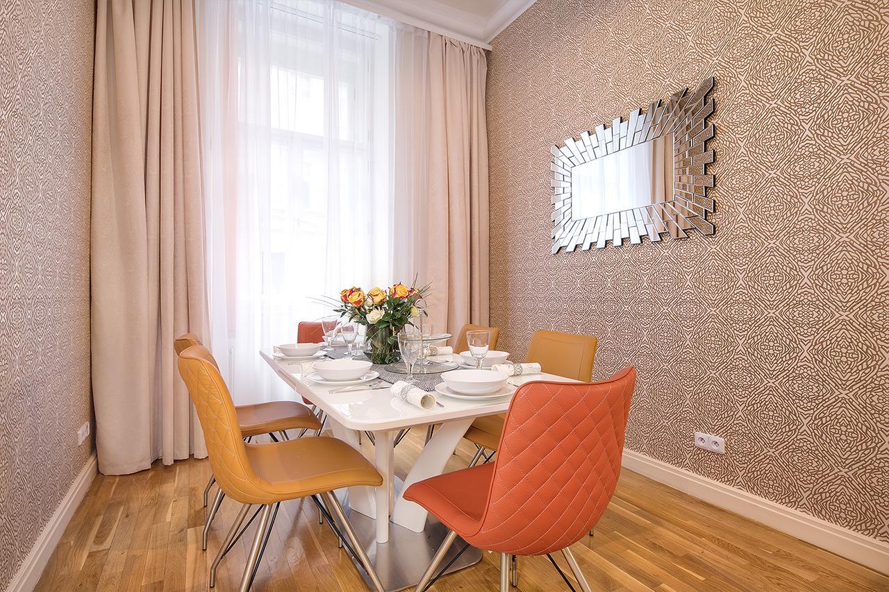 Prague Days - Luxurious Apartments Lesser Town Экстерьер фото