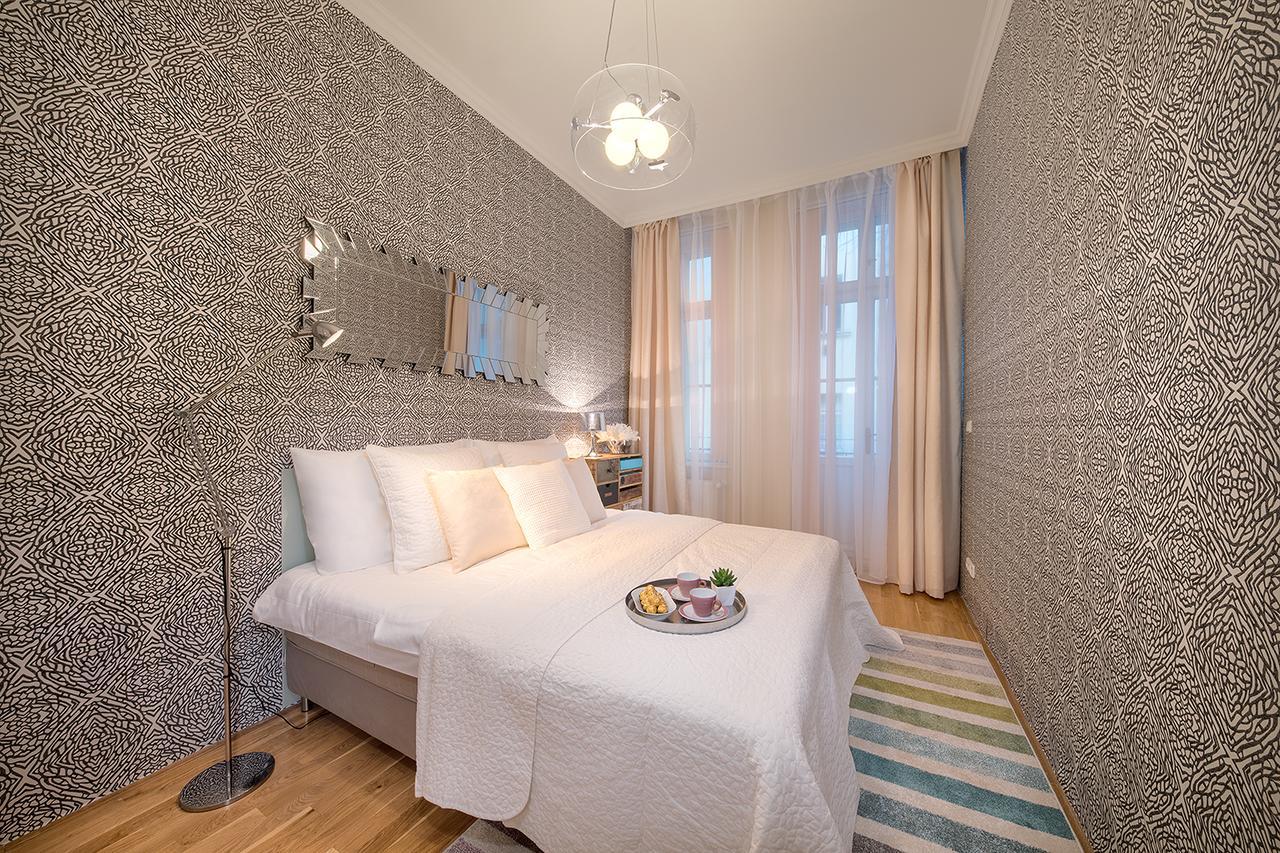 Prague Days - Luxurious Apartments Lesser Town Экстерьер фото